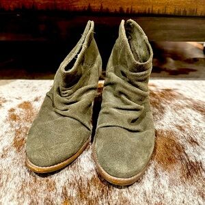 Women’s Slouchy heel boots